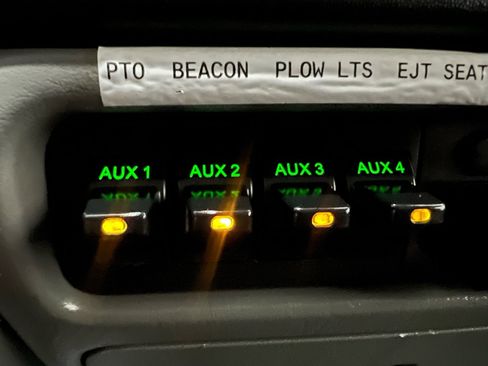 Used 2007 Ford F450 Regular Cab 2WD DRW image 32