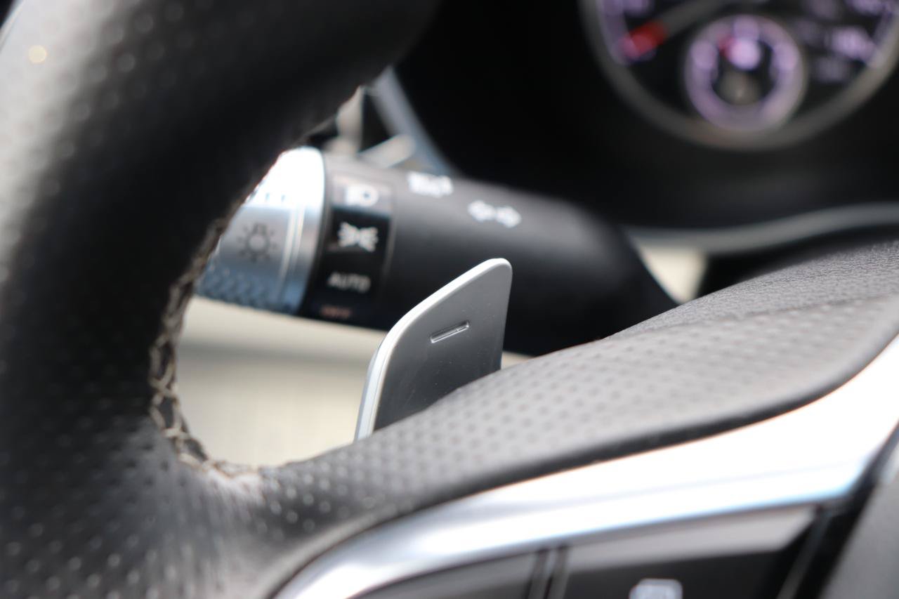 Used 2025 Genesis G70 2.5T AWD/4WD image 28