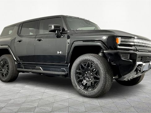 New 2026 GMC Hummer EV SUV image 3