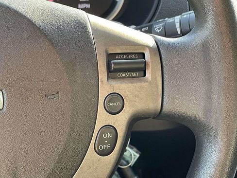 Used 2011 Nissan Sentra 2.0 S FWD image 21