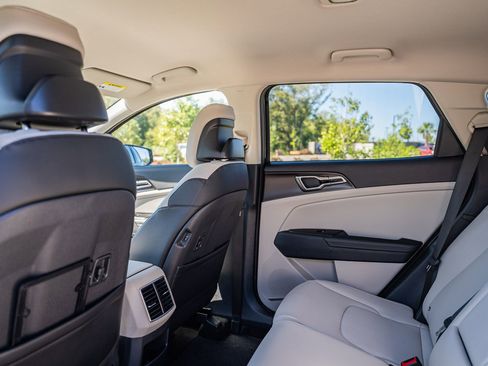 New 2026 Kia Sportage EX FWD image 13