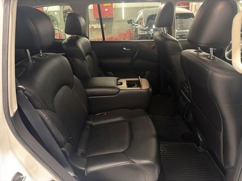 Certified 2023 Nissan Armada SL w/ Captain's Chairs Package image 13