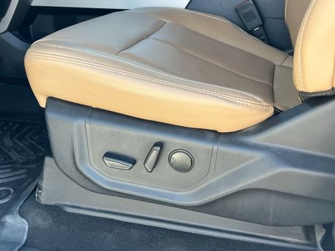 Used 2022 Ford F350 Lariat w/ Lariat Ultimate Package image 24