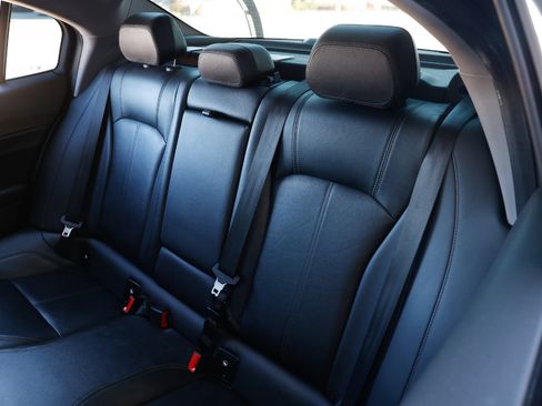 Used 2019 Alfa Romeo Giulia w/ Quick Order Package 22K Sport image 10