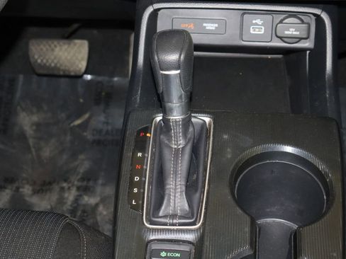 Used 2024 Honda Civic LX image 32