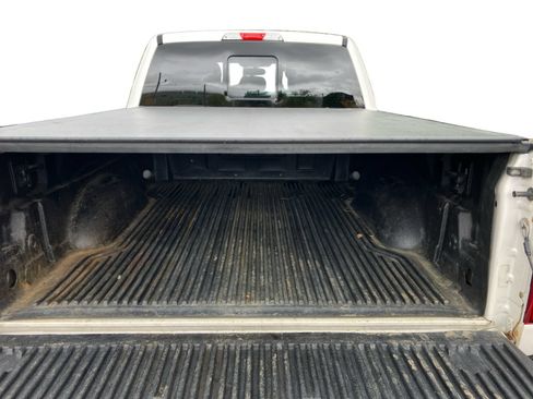 Used 2017 Ford F150 Lariat AWD/4WD image 10
