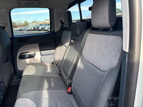 Certified 2022 Ford Maverick XLT image 19