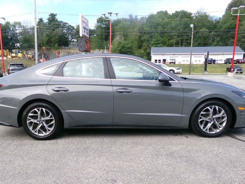 Used 2020 Hyundai Sonata SEL w/ Convenience + Sunroof Package FWD image 6
