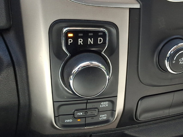 Used 2017 RAM 1500 Classic SLT AWD/4WD image 19