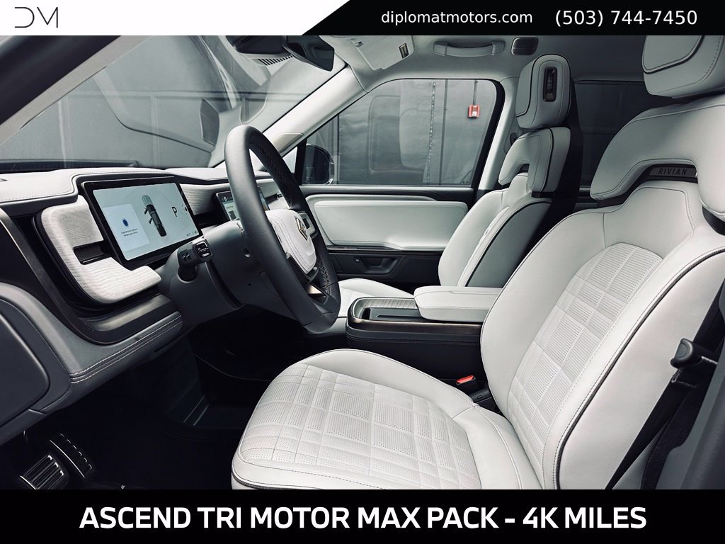 Used 2025 Rivian R1S Premium Dual AWD/4WD image 17