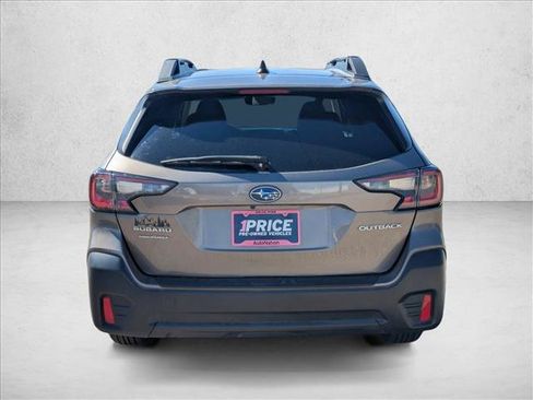 Used 2021 Subaru Outback Premium AWD/4WD image 7