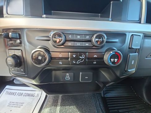 Used 2024 Ford F250 XL w/ XL Chrome Package AWD/4WD image 17