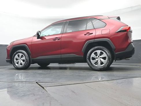 Certified 2020 Toyota RAV4 LE image 31