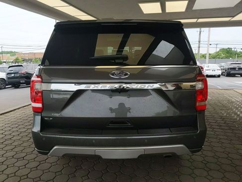 Used 2020 Ford Expedition XLT w/ Equipment Group 202A AWD/4WD image 7