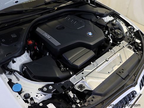 Certified 2023 BMW 330i xDrive Sedan w/ Convenience Package image 33