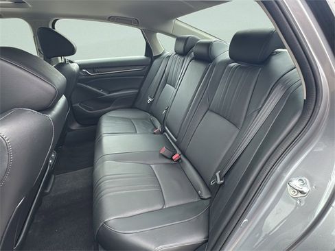Certified 2021 Honda Accord EX-L image 17