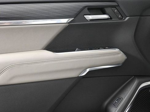 New 2026 GMC Acadia Elevation w/ Elevation Premium Package image 6