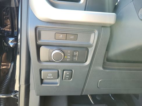Used 2022 Ford Expedition Max XLT RWD image 21