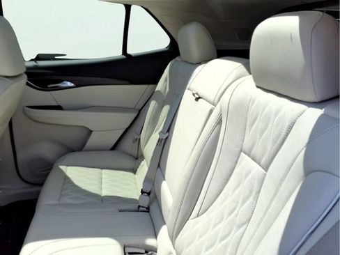 Used 2023 Buick Envision Avenir FWD image 9