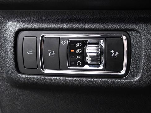 New 2026 Lincoln Corsair Premiere AWD/4WD image 24