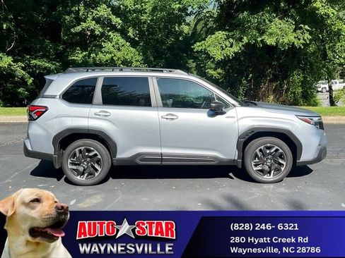 Used 2025 Subaru Forester Limited AWD/4WD image 3