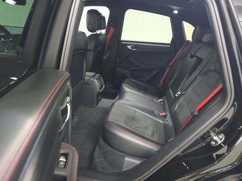 Used 2024 Porsche Macan GTS AWD/4WD image 6