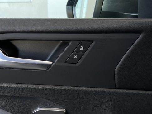 New 2025 Volkswagen Jetta SE image 12