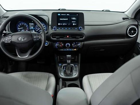 Used 2023 Hyundai Kona SEL image 9