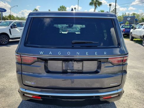 Used 2024 Jeep Wagoneer Series II RWD image 10