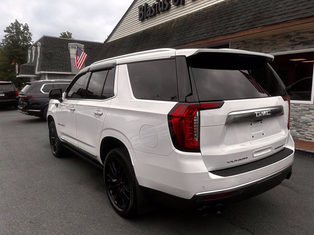 Used 2021 GMC Yukon Denali w/ Denali Premium Package AWD/4WD image 5