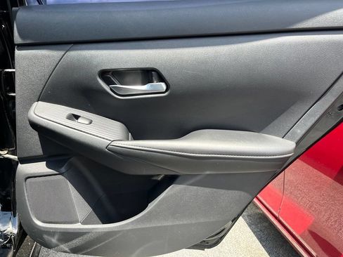 Used 2022 Nissan Sentra SV FWD image 31