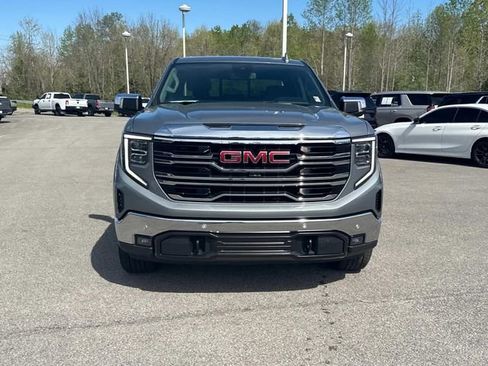 Used 2023 GMC Sierra 1500 SLT w/ SLT Premium Package image 9