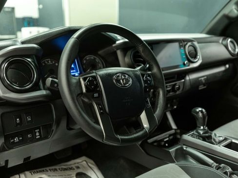 Used 2023 Toyota Tacoma TRD Off-Road w/ Advanced Technology Package image 11