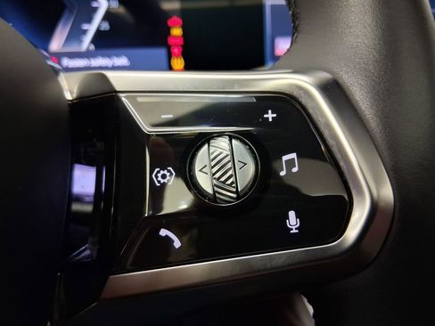 Certified 2023 BMW i7 xDrive60 AWD/4WD image 22
