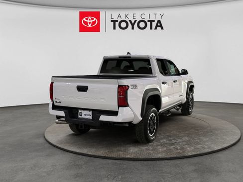 New 2026 Toyota Tacoma TRD Off-Road AWD/4WD image 6