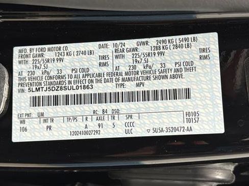 Used 2025 Lincoln Corsair Grand Touring w/ Equipment Group 301A AWD/4WD image 28