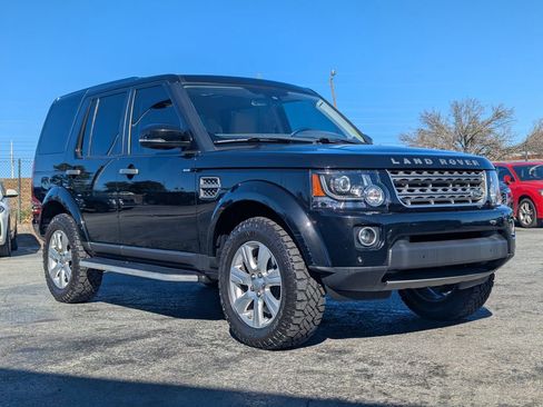 Used 2016 Land Rover LR4 HSE Silver Edition image 3