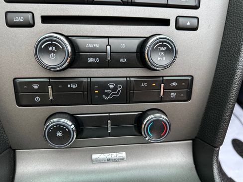 Used 2011 Ford Mustang Premium w/ 201A Rapid Spec Order Code RWD image 27