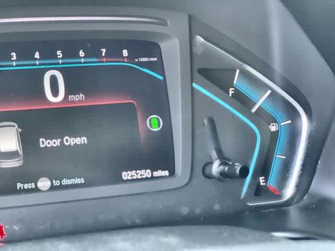 Used 2023 Honda Odyssey Touring image 19