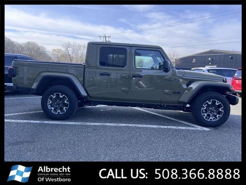 New 2026 Jeep Gladiator Sport image 6