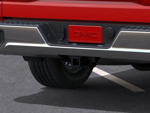New 2026 GMC Sierra 1500 SLE image 14