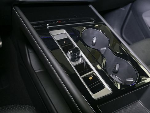 Used 2024 Volkswagen Atlas Cross Sport SEL R-Line image 36