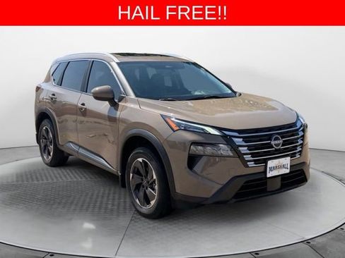 Used 2024 Nissan Rogue SV w/ SV Premium Package FWD image 1