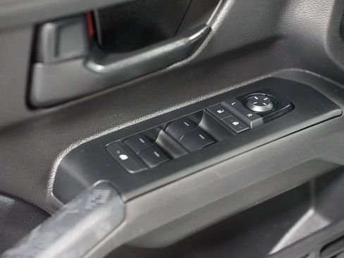 Certified 2024 Toyota Tacoma SR AWD/4WD image 30
