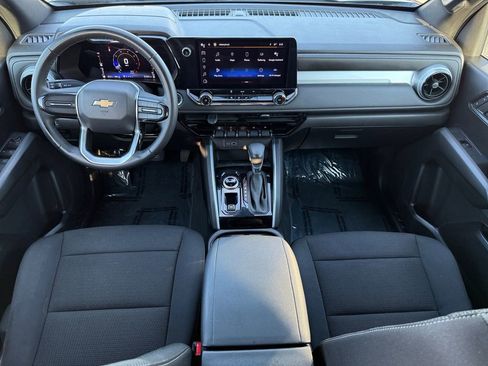 Used 2023 Chevrolet Colorado LT image 12