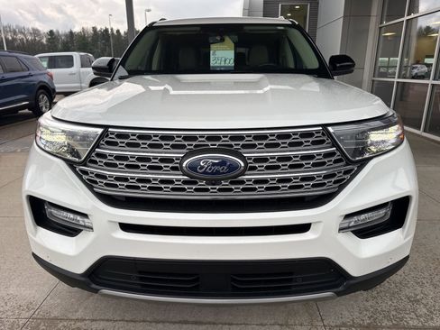 Certified 2023 Ford Explorer Limited w/ Limited Technology Package AWD/4WD image 11