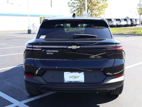 New 2026 Chevrolet Equinox EV LT w/ Comfort Package image 6