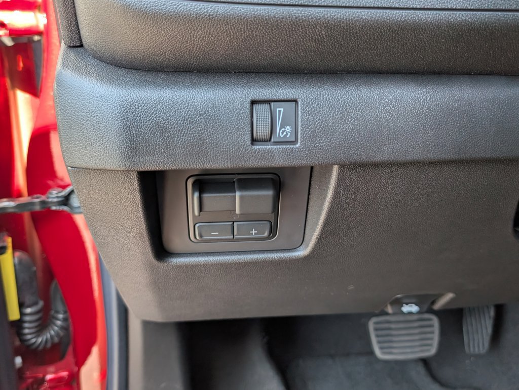 New 2026 Chevrolet Colorado Trail Boss AWD/4WD image 14