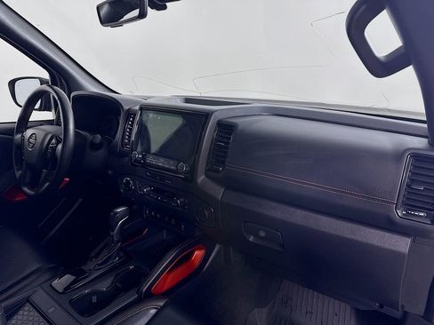 Used 2023 Nissan Frontier PRO-4X w/ Pro-4X Premium Package image 30
