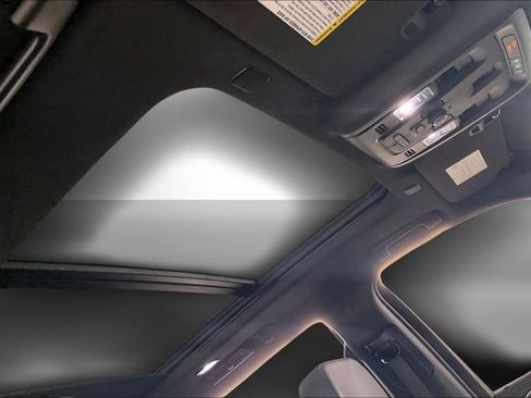 Used 2023 Chevrolet Tahoe Z71 w/ Z71 Off-Road Package image 22